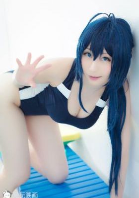 裸体监狱 三级_午夜在线观看完整版